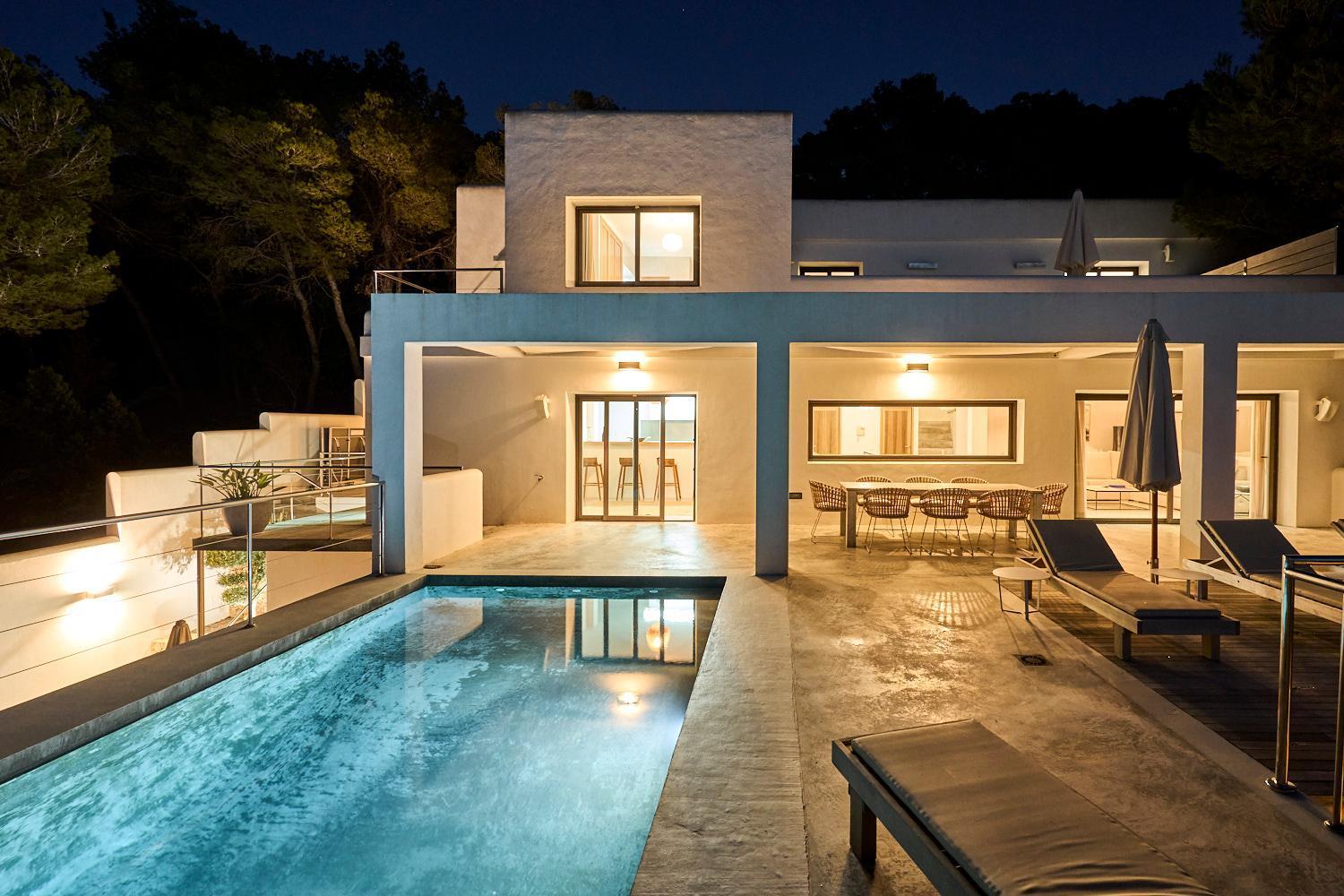 In Cala Salada Sleeps 14 Sant Antoni de Portmany