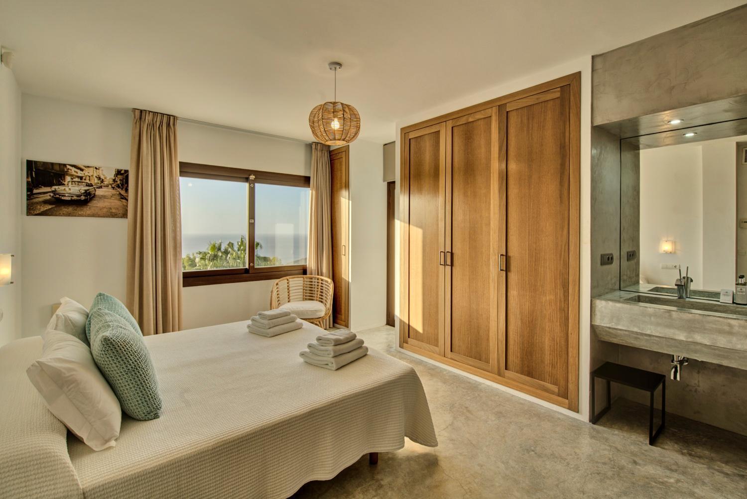 In Cala Salada Sleeps 14 * Sant Antoni de Portmany