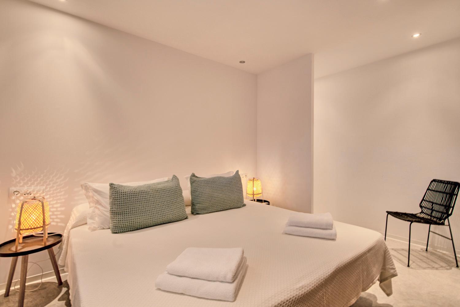 In Cala Salada Sleeps 14 Sant Antoni de Portmany