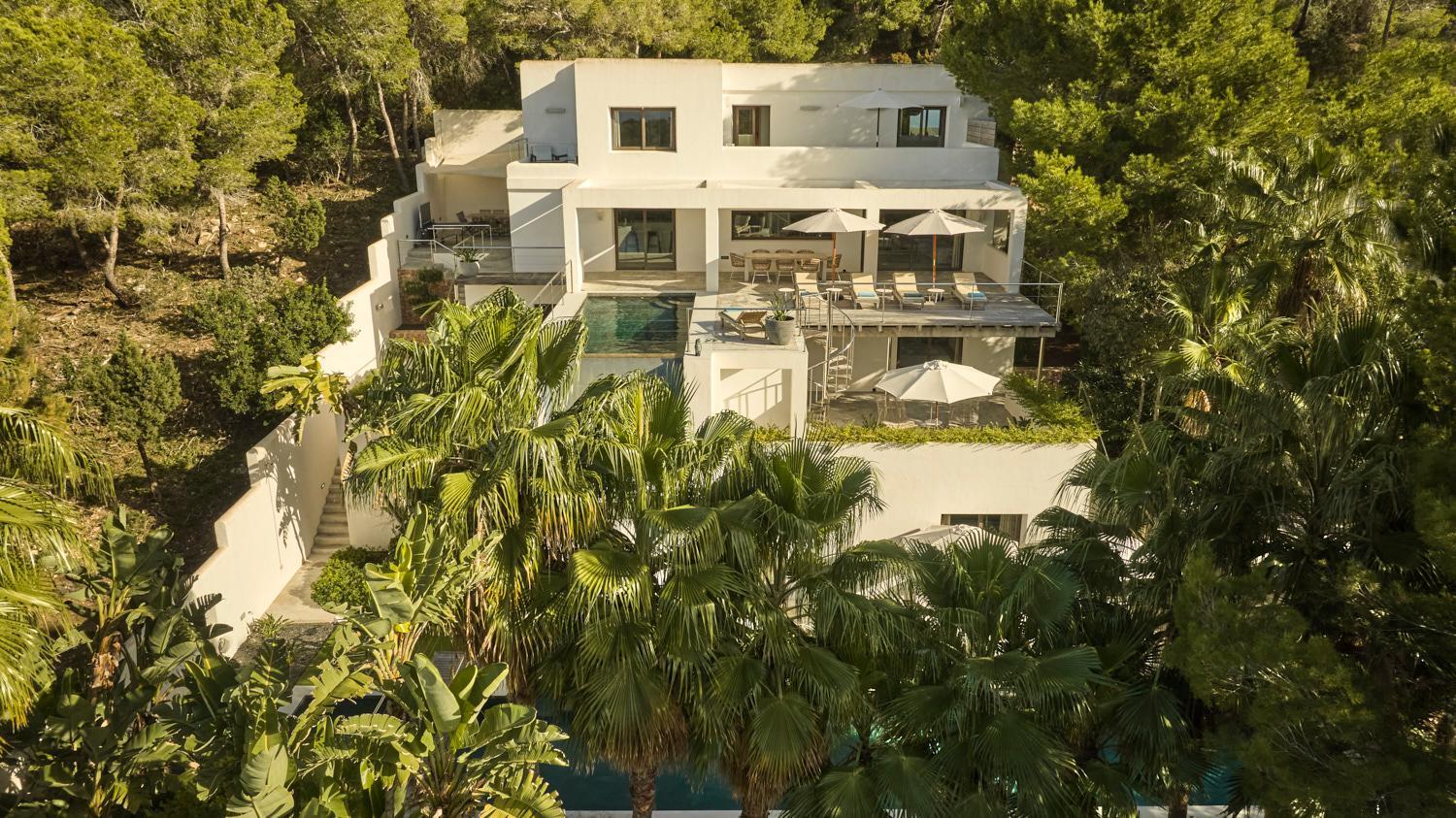 Pousada In Cala Salada Sleeps 14